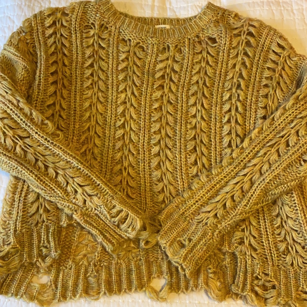 BKE sweater